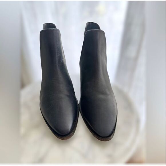 Free People Leather Charm Double V Ankle Boots Size 38.5 - Picture 3 of 16